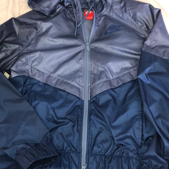 Nike windbreaker - Picture 2 of 3